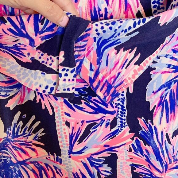 Lilly Pulitzer Mercer Top in Bright Navy Palms Up Reduced Tassel Blue Pink - XXS - Picture 9 of 12